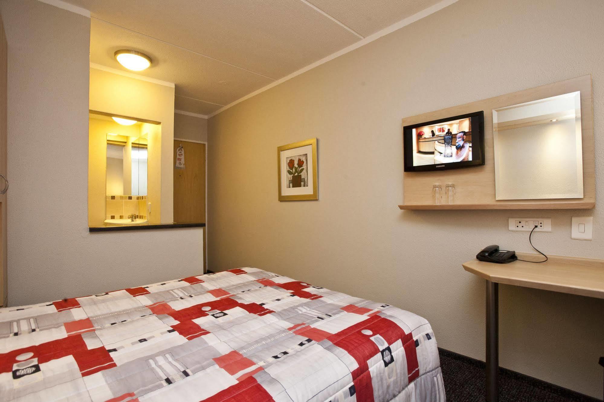 Road Lodge Carnival City Brakpan Exterior photo